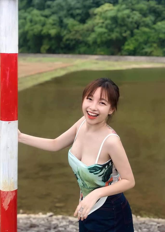 Hinh Gai Xinh Dep Phong Cách Thanh Lịch Tôn Vinh Vẻ Đẹp Tự Nhiên
