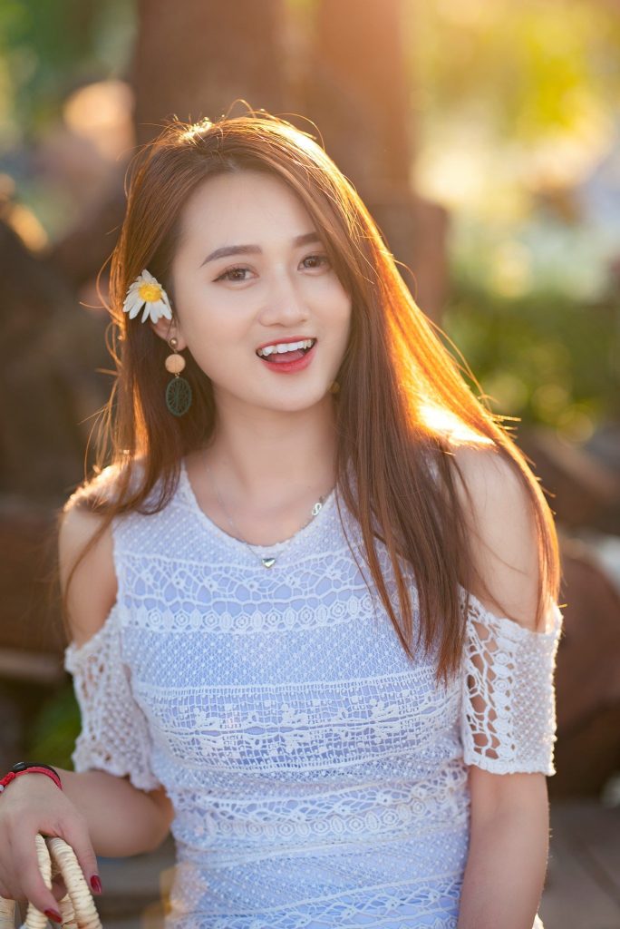 Gai Xinh Nhat Vn Những Ảnh Hưởng Đa Chiều Của Thời Đại Đến Nhận Thức Về Vẻ Đẹp Phụ Nữ