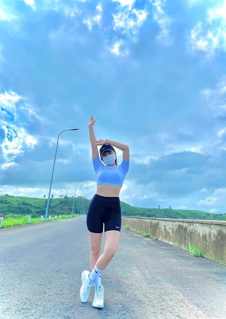 Vẻ Đẹp Dịu Dàng Trong Mọi Góc Nhìn Chân Gái Đẹp Thắm Đượm Truyền Thống Và Hiện Đại