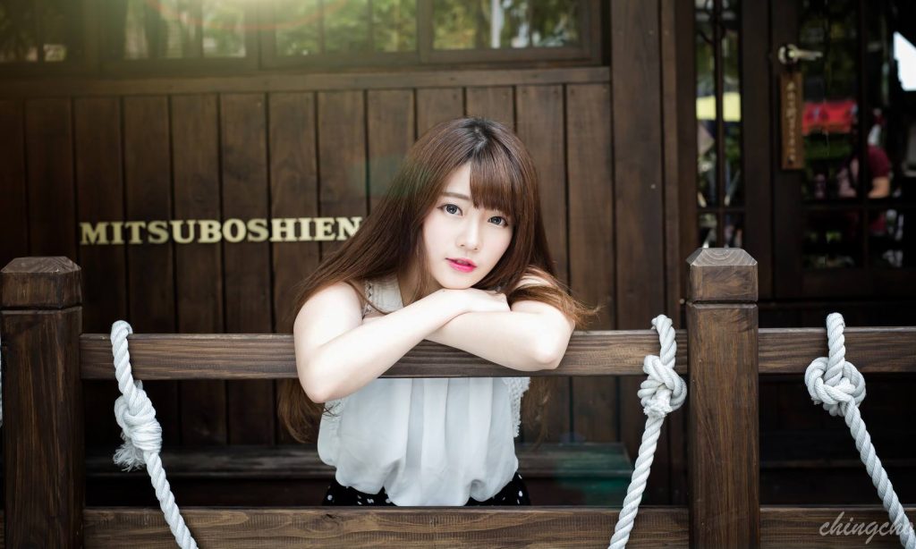 Vẻ Đẹp Vượt Thời Gian Con Gái Đẹp Và Sức Ảnh Hưởng Của Họ Trong Xã Hội Hiện Đại