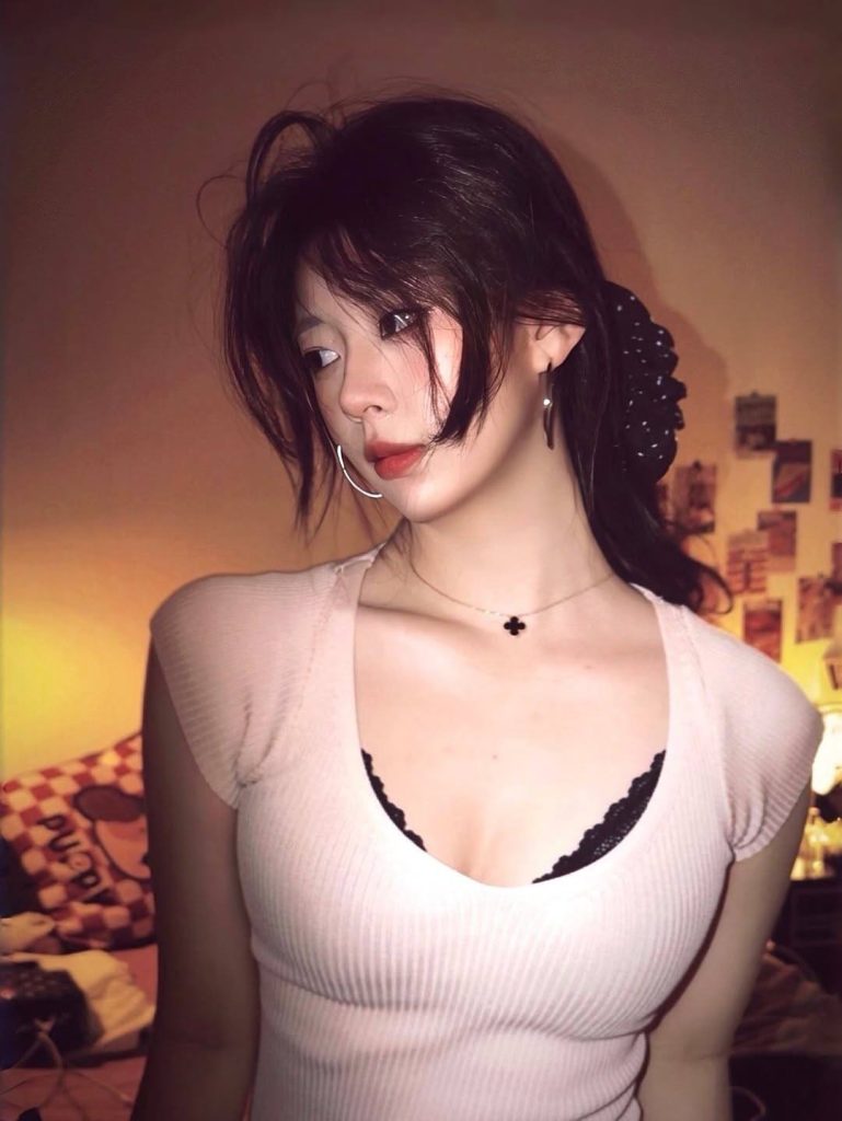 Ảnh Gái Xinh Trên Mạng Xu Hướng Mới Thu Hút Giới Trẻ Trên Mạng Xã Hội