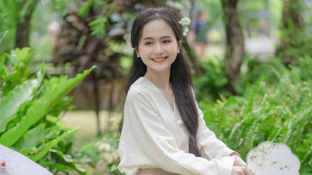 Vẻ Đẹp Vượt Thời Gian Phân Tích Sức Hút Của ‘Gái Đẹp Ảnh’ Trong Xã Hội Hiện Đại
