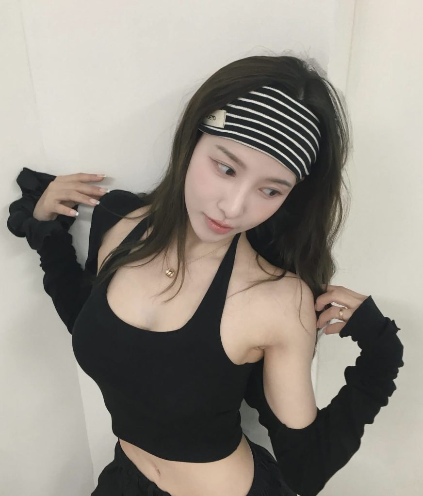 Khám Phá Bộ Sưu Tập Ảnh Gái Xinh 20 Tuổi – Nét Quyến Rũ Và Phong Cách Độc Đáo Tạo Nên Dấu Ấn Riêng